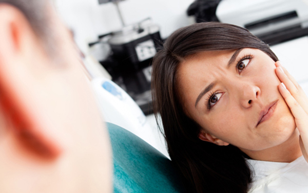Infezione impianto dentale